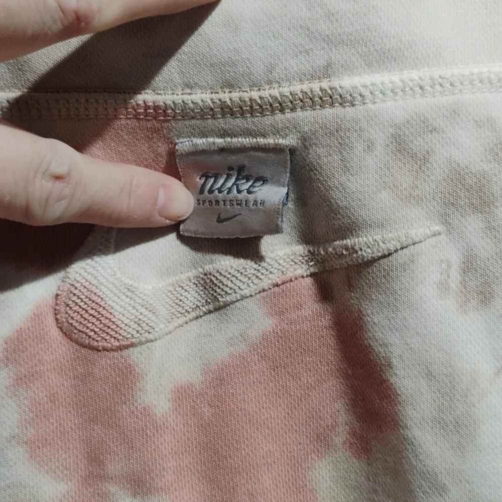 (BX35) SALE! Nike Tye Dye Sportswear Oversized Hoodie Sz.L Gently Worn